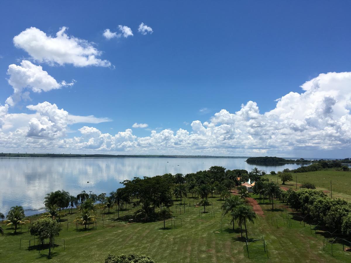 Grandes Lagos Resorts E Parque Aquatico Santa Clara d'Oeste Exterior photo